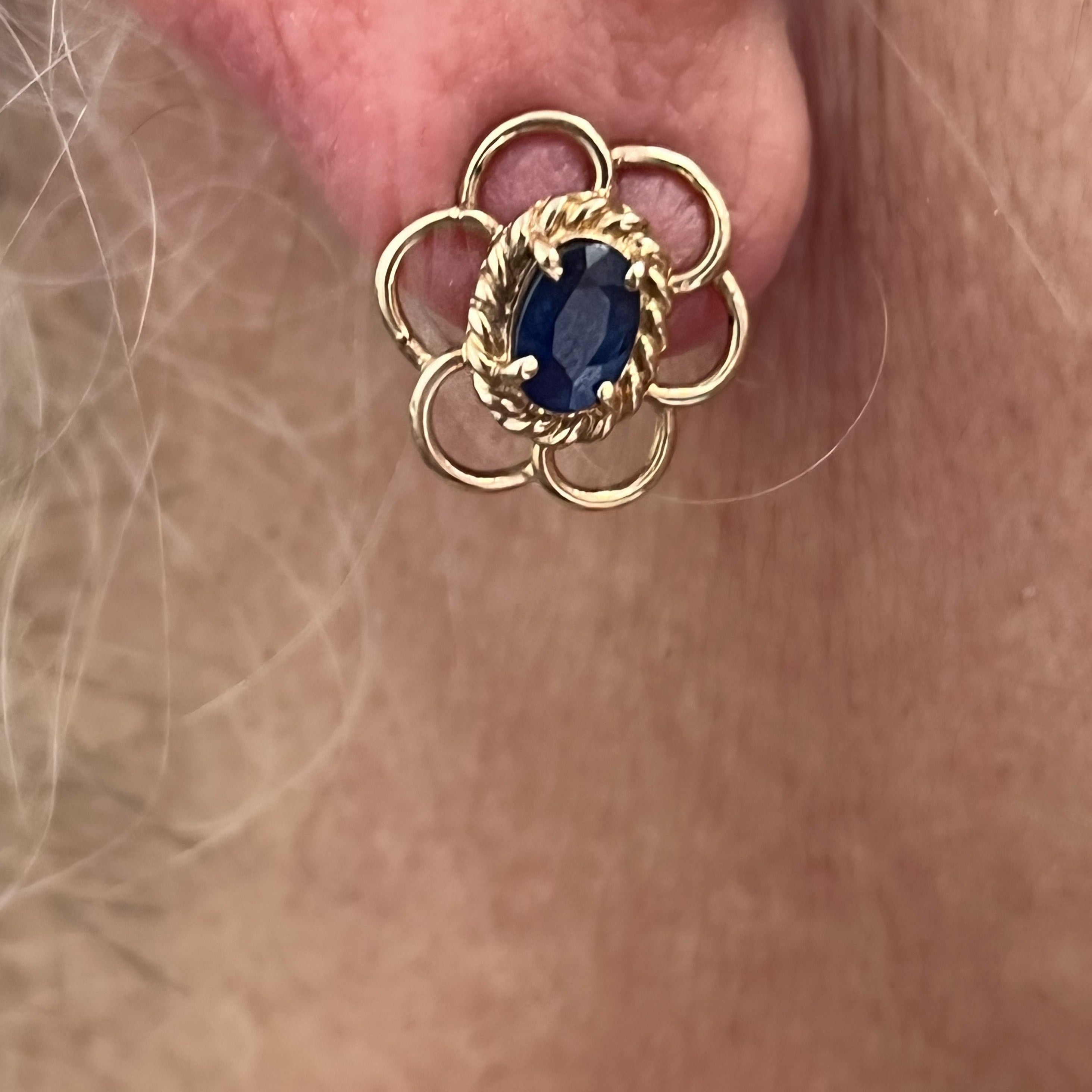 $299 14 Karat Sapphire Flowers Stud Earrings