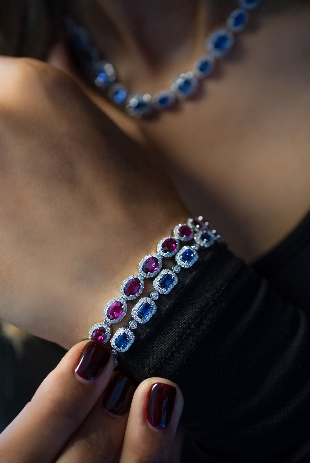 4.8 ctw Sapphire and Diamond Bracelet 18k