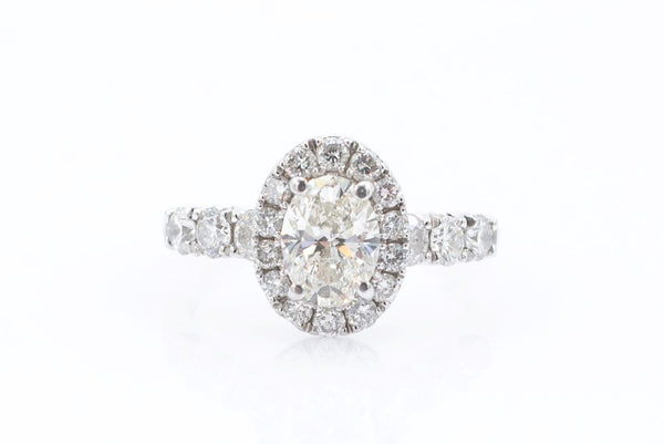 1.01 ct oval Engagement ring