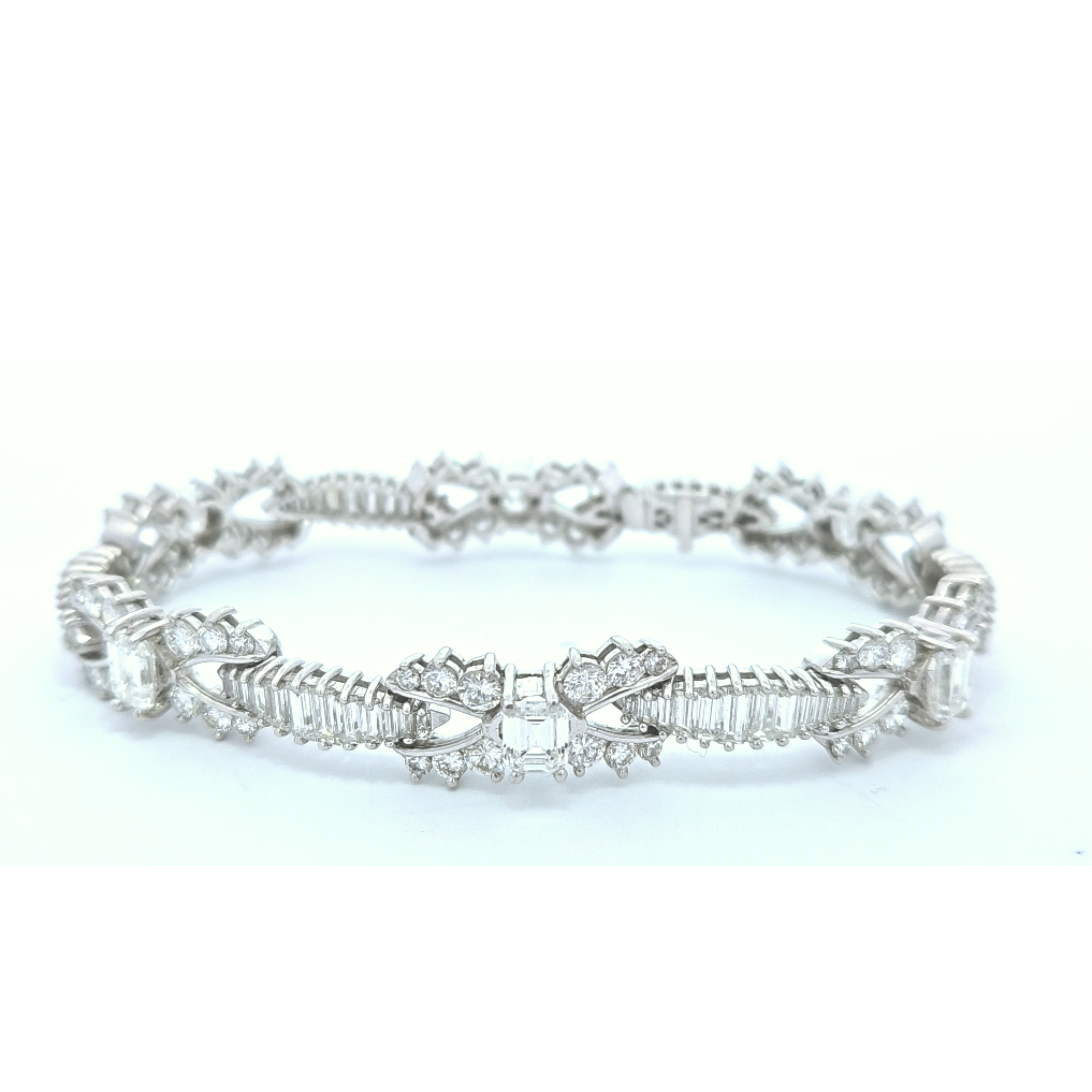 13 ct Platinum Diamond Bracelet
