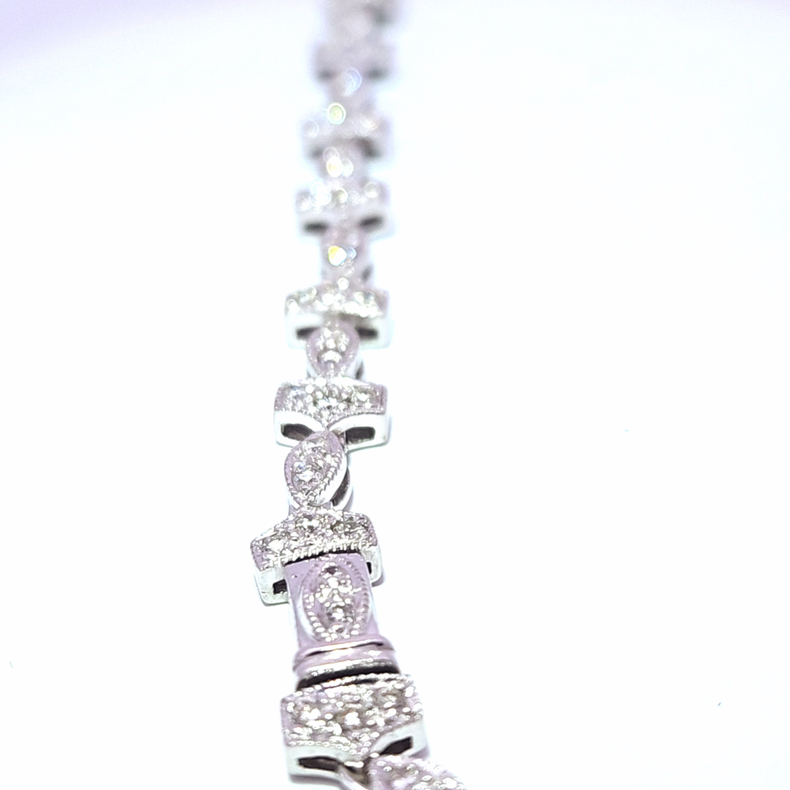 3.33 ct Gold Diamond Necklace