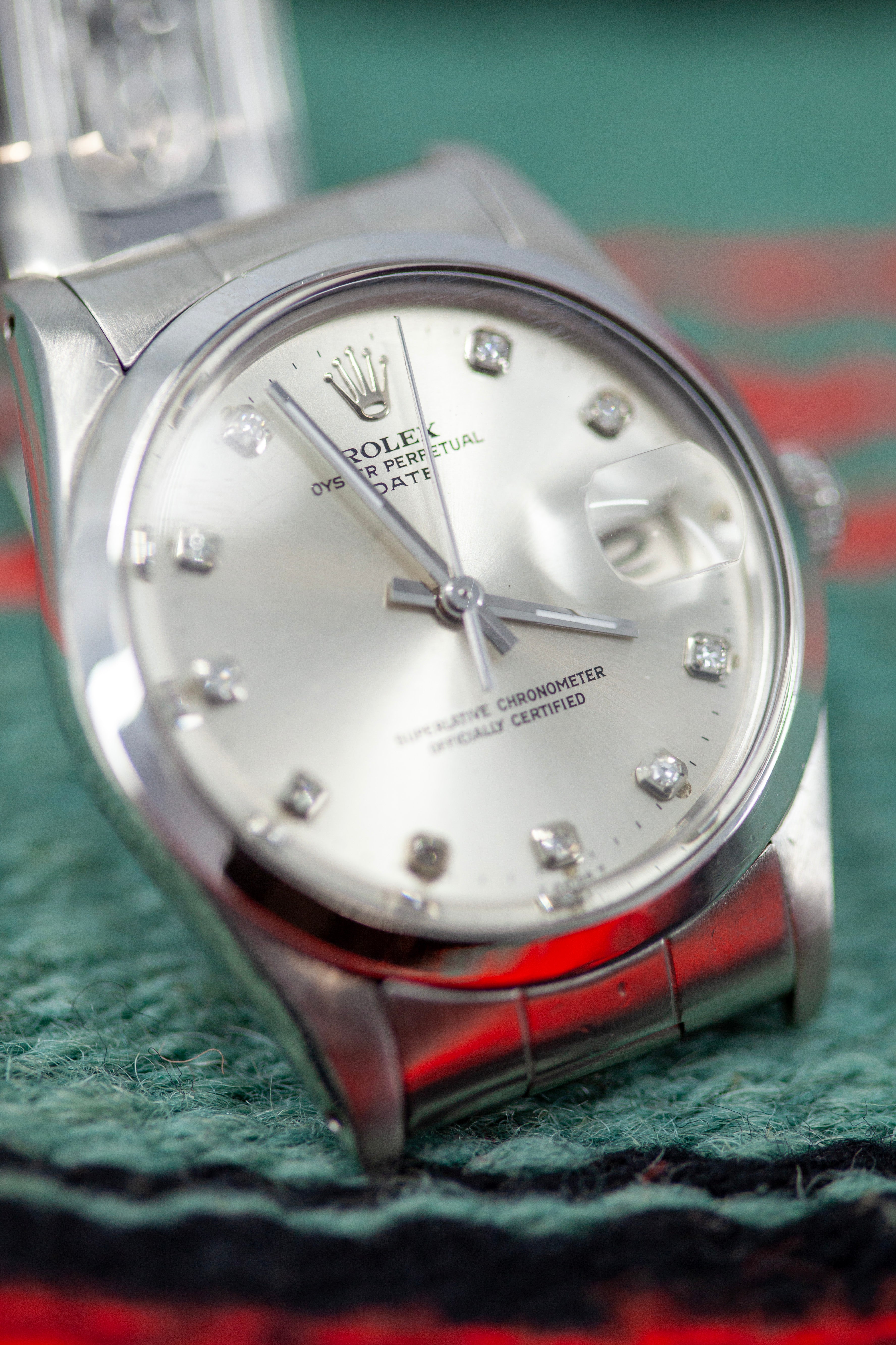 Stainless Steel Diamond Hour Marker Date 34mm