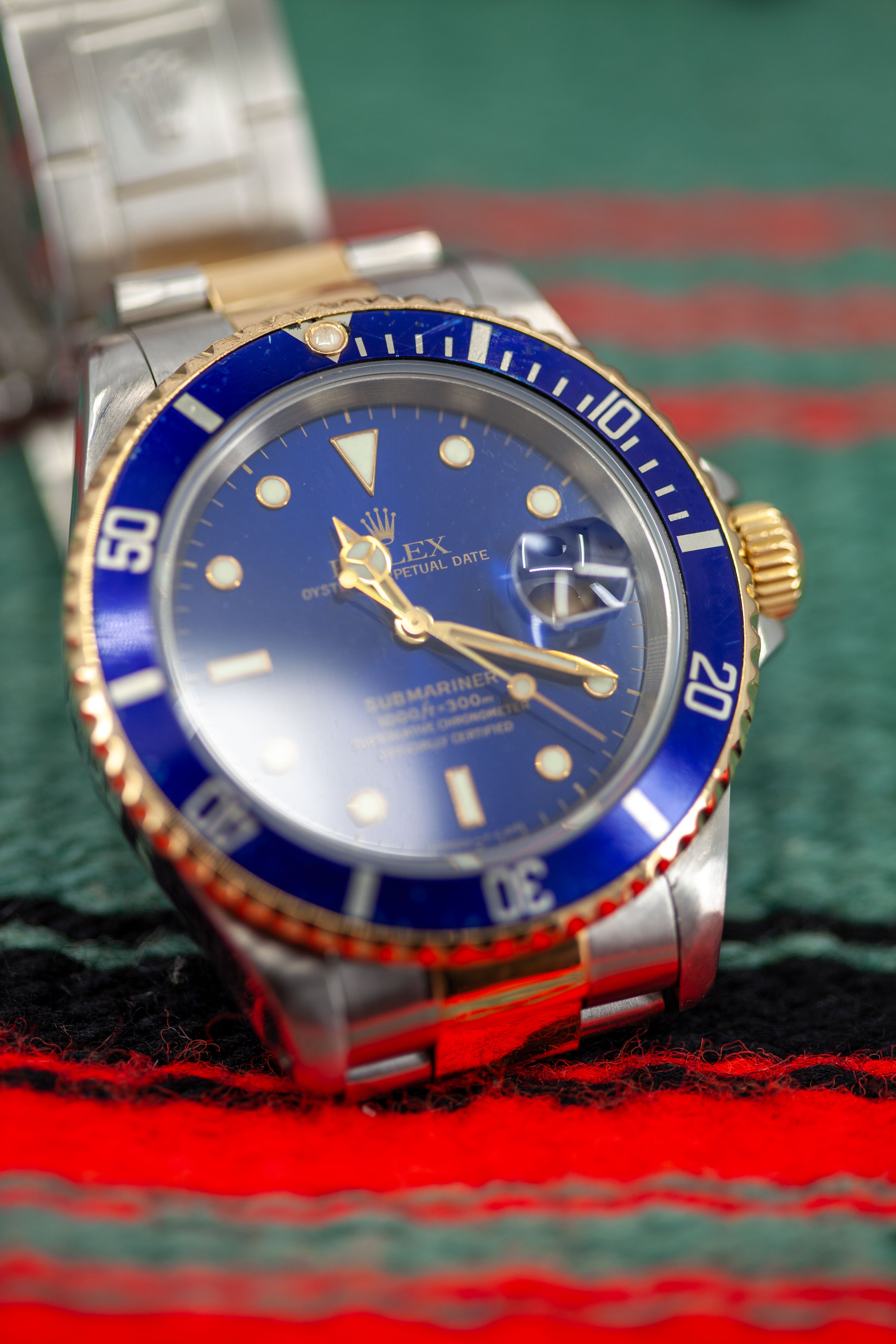 Pre-Owned 16613 Two-Toned Submariner Bluesy