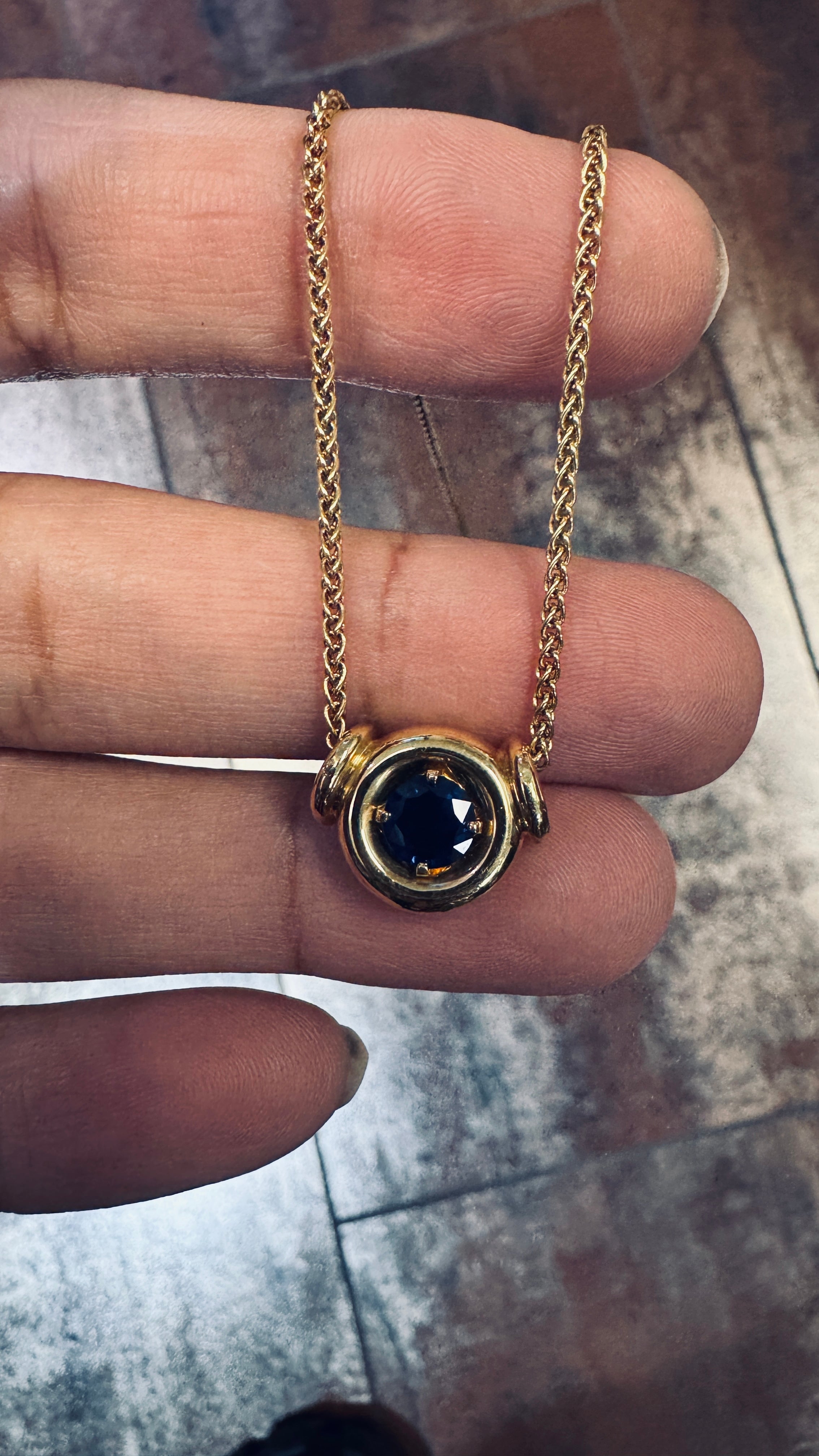 $teal a Deal Sapphire Necklace