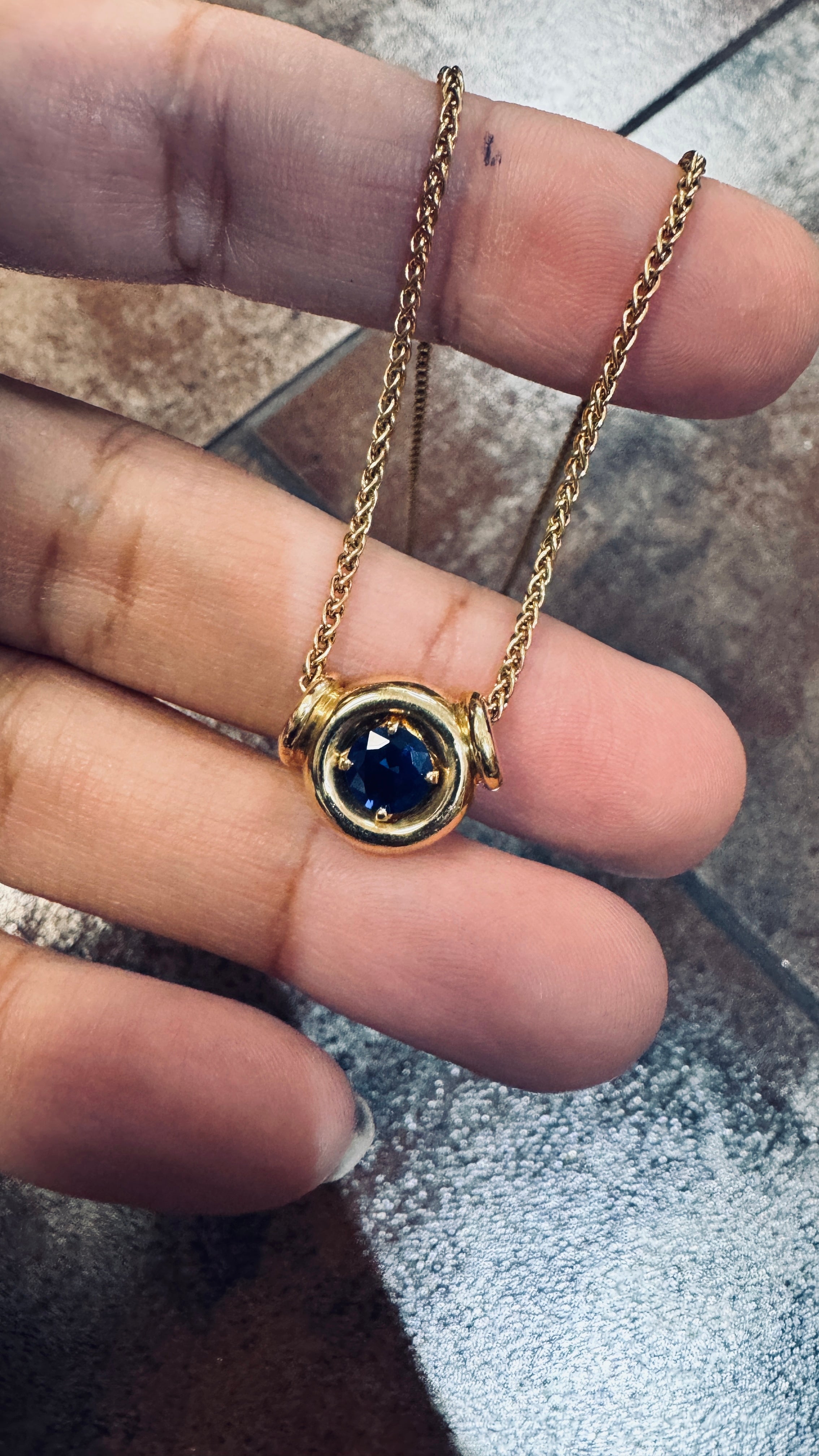 $teal a Deal Sapphire Necklace