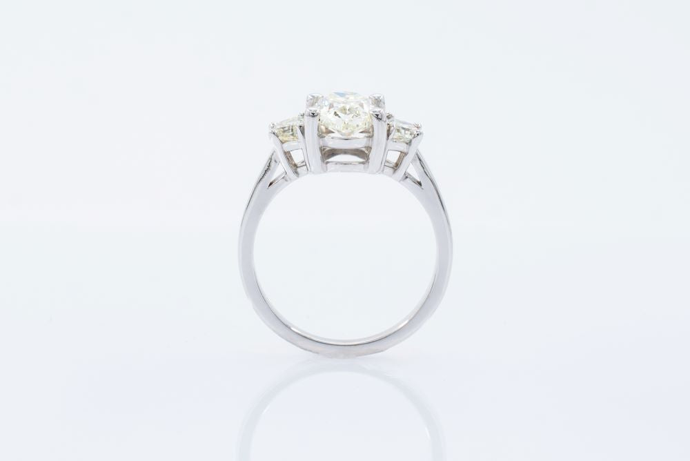 3 stone Oval with Cadallac Sides Engagement ring