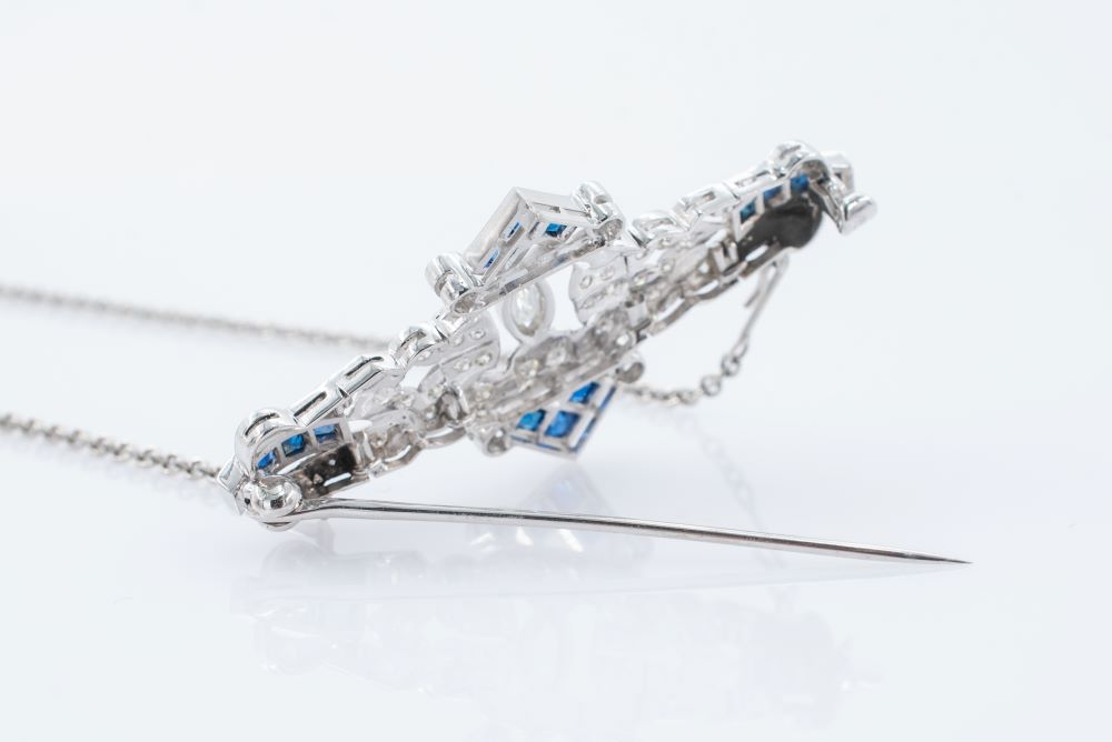 Ladies Diamond and Sapphire Pendant