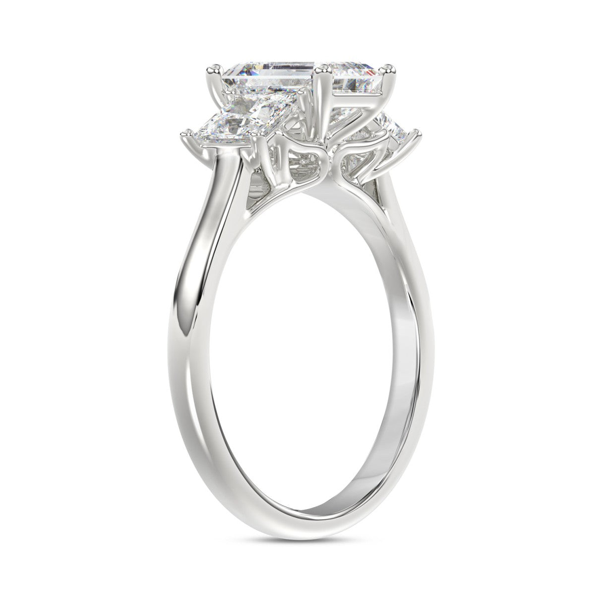 14K WHITE GOLD 2 5/8CT EMERALD/PRINCESS DIAMOND LADIES RING (CENTER STONE EMERALD DIAMOND 1 1/2CT)