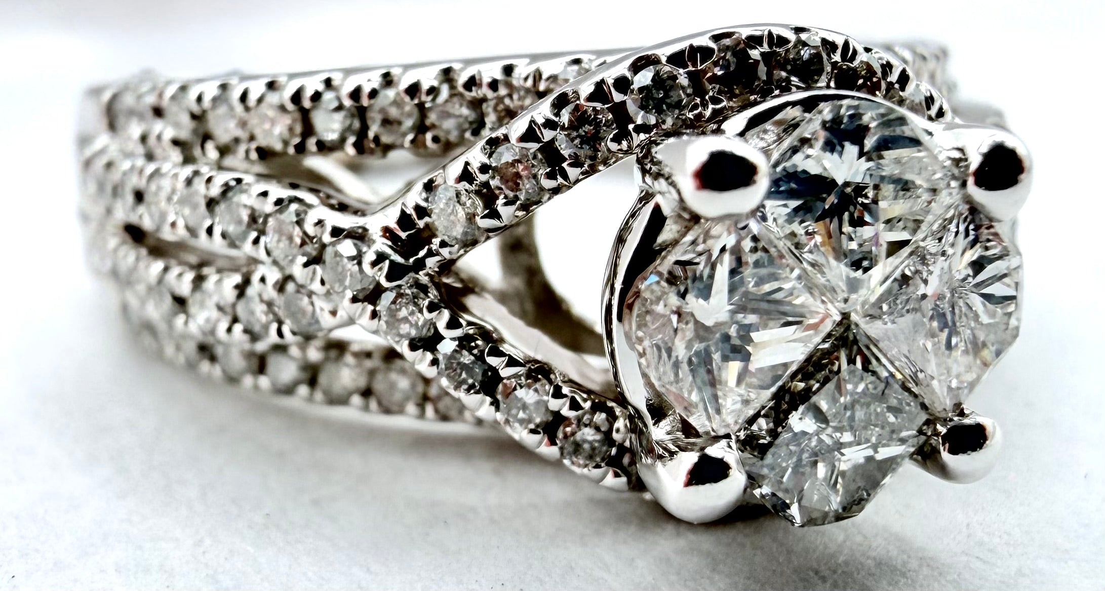 14k White Gold Diamond Ring