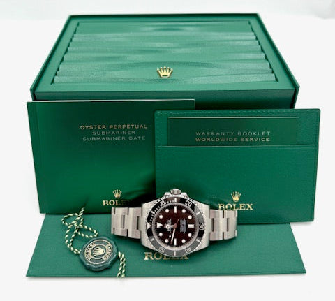 Pre-Owned 2025 Rolex Submariner