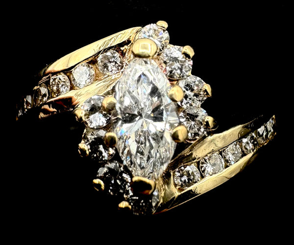 18k Yellow Gold Diamond Ring