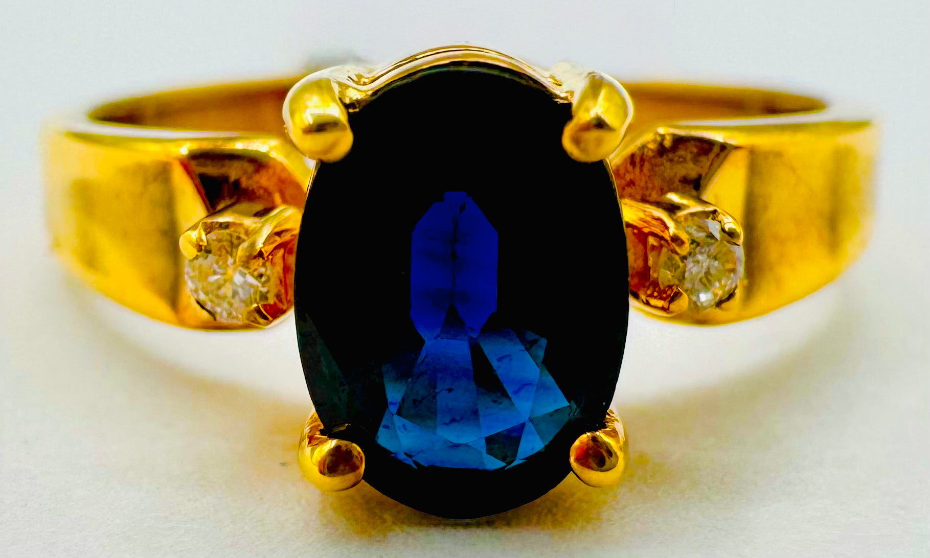10k Yellow Gold Sapphire Lady's Ring