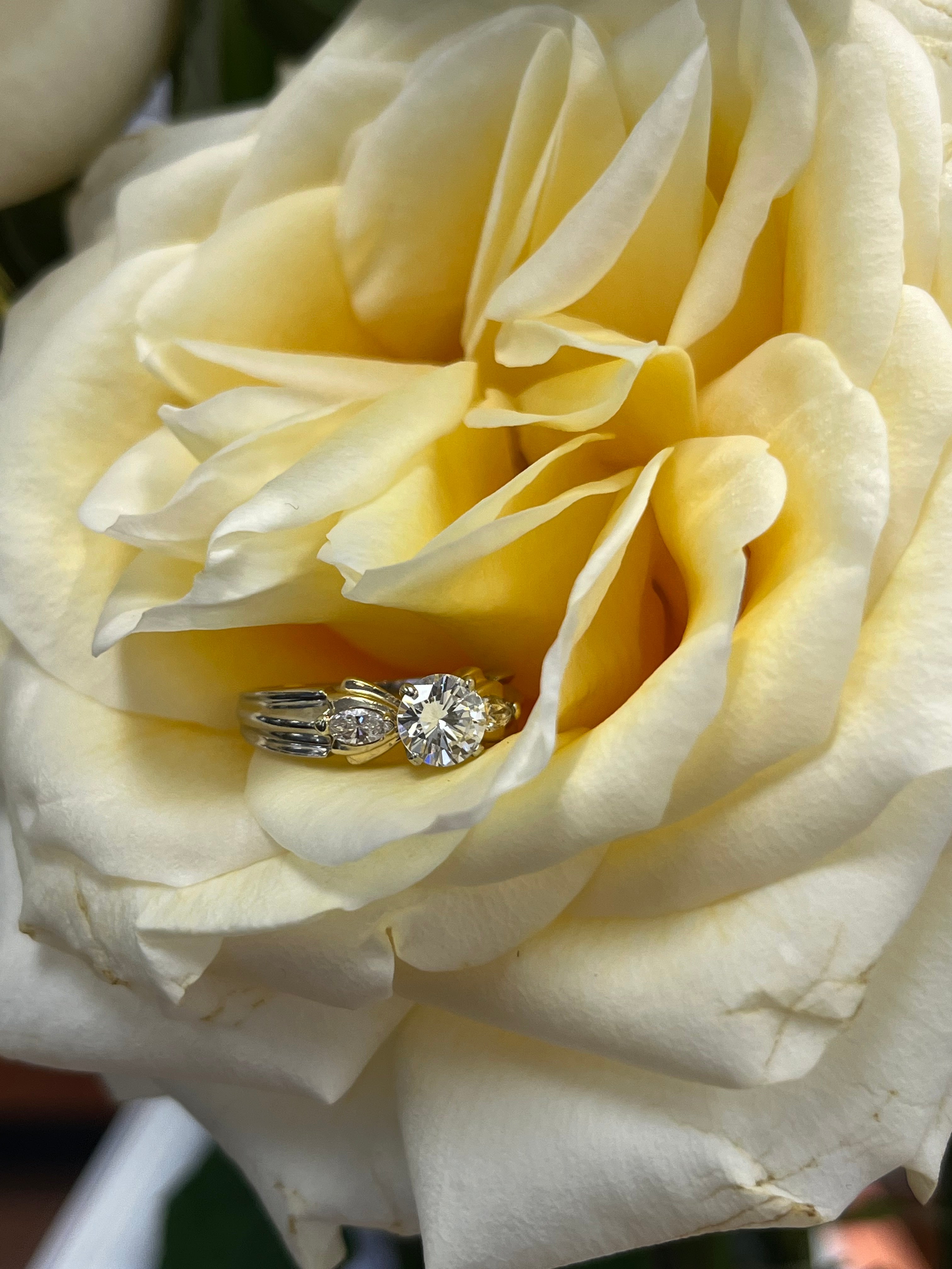 $999 Clearance Engagement Diamond Ring