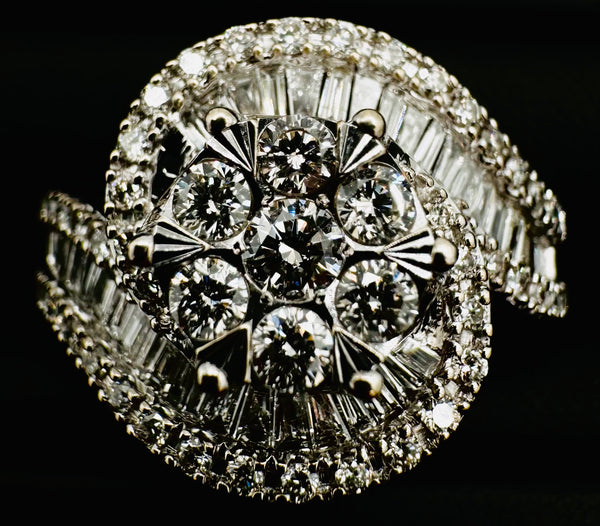 14k White Gold Cluster Diamond Ring