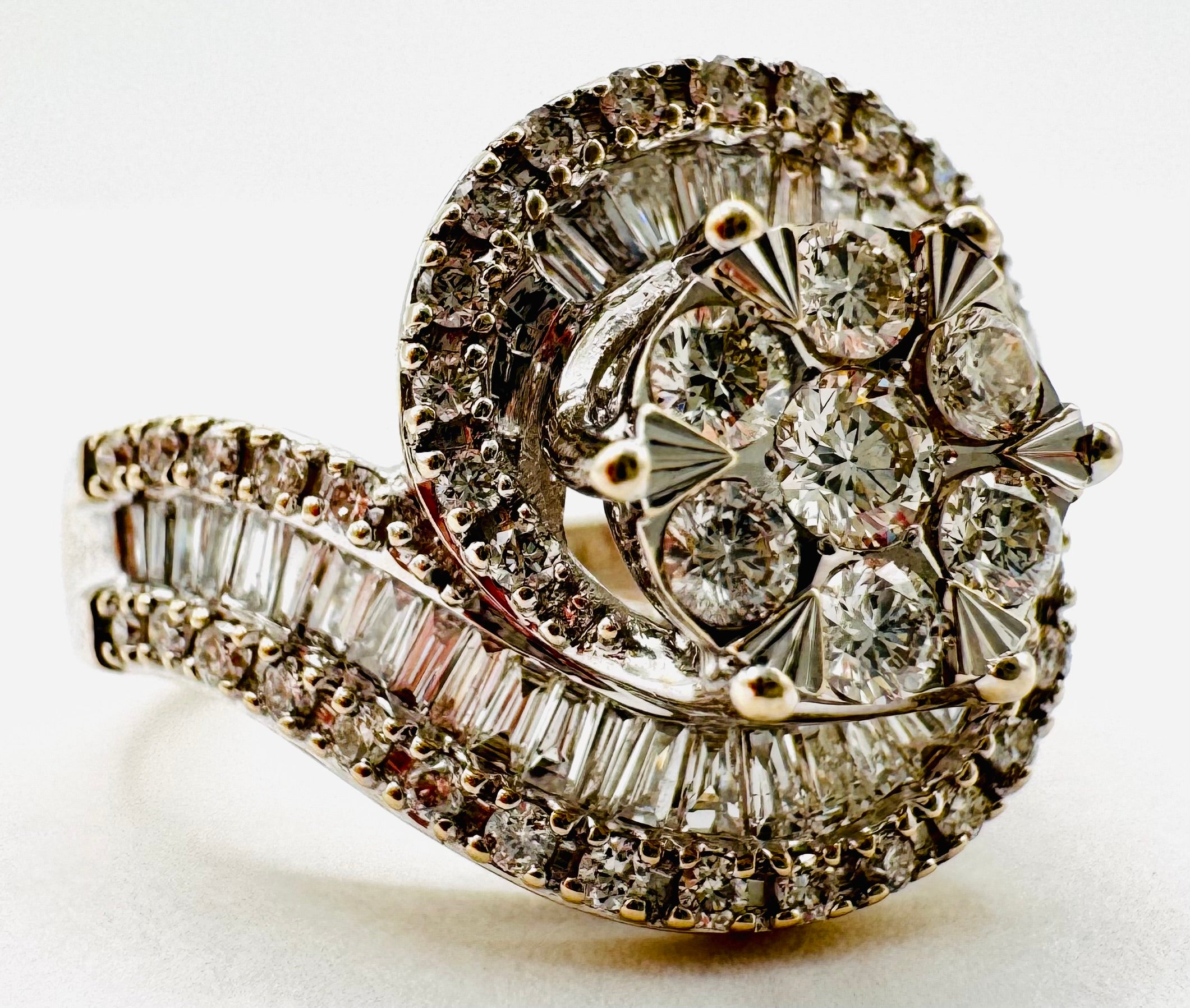 14k White Gold Cluster Diamond Ring