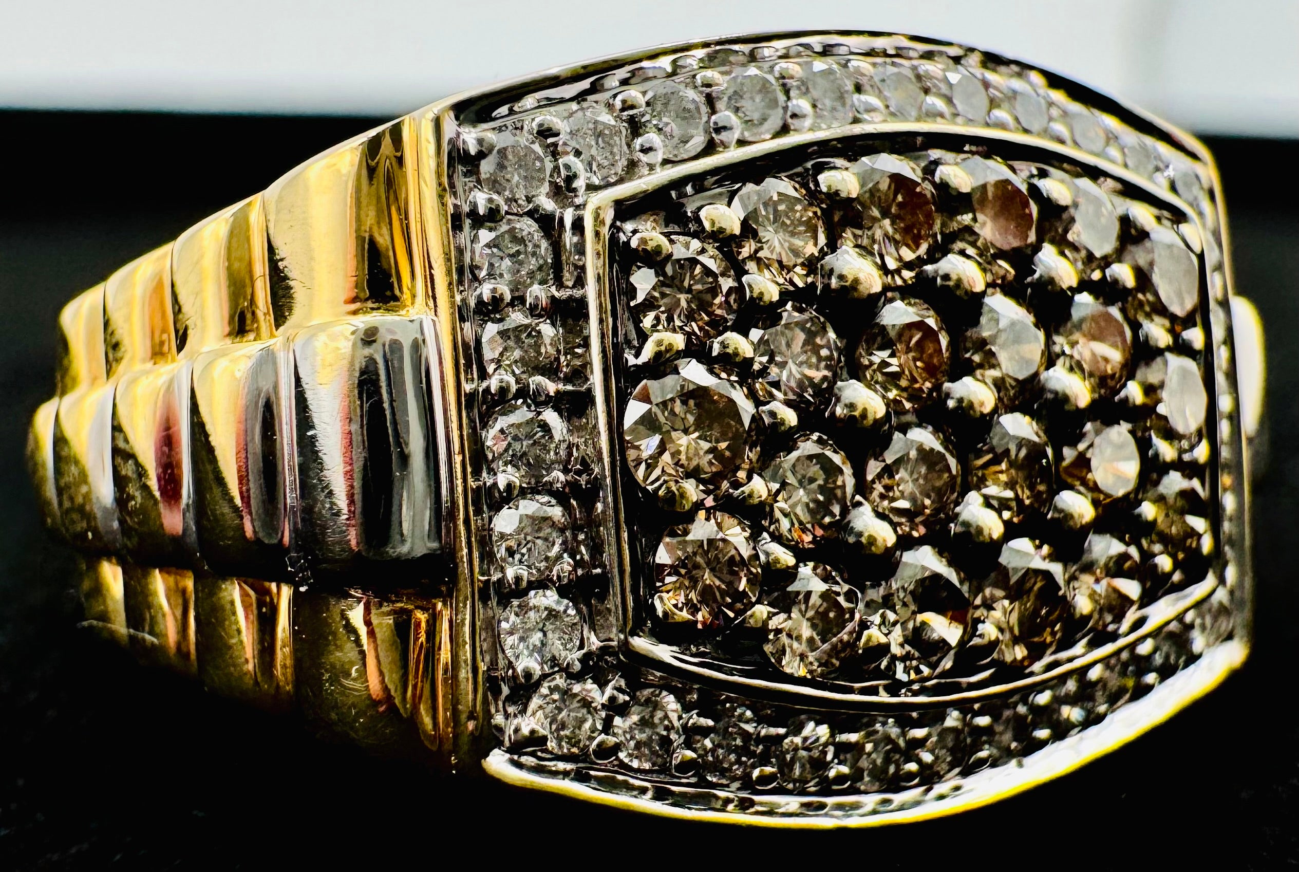 10k Yellow Gold Diamond Ring