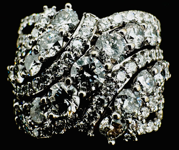 10k White Gold Cluster Diamond Ring