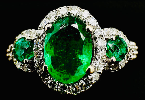 14k White Gold Emerald Diamond Ring