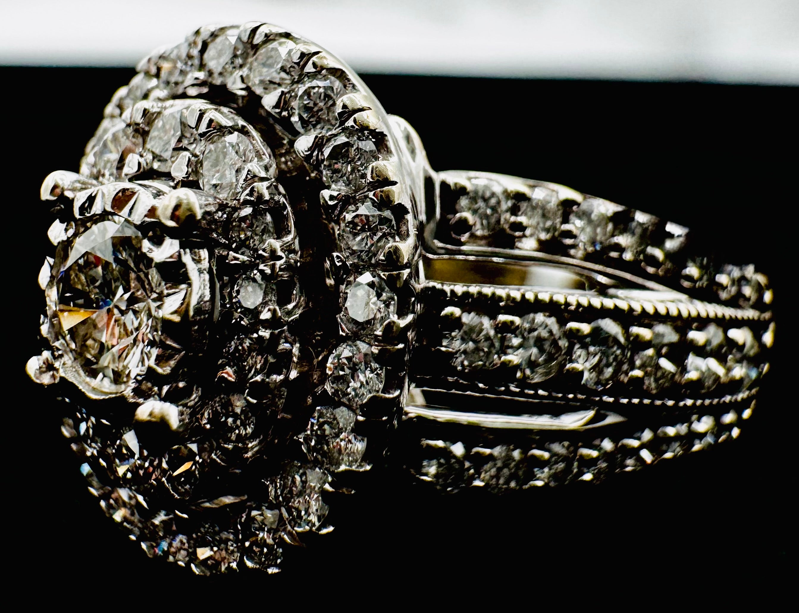 14k White Gold Diamond Cluster Ring