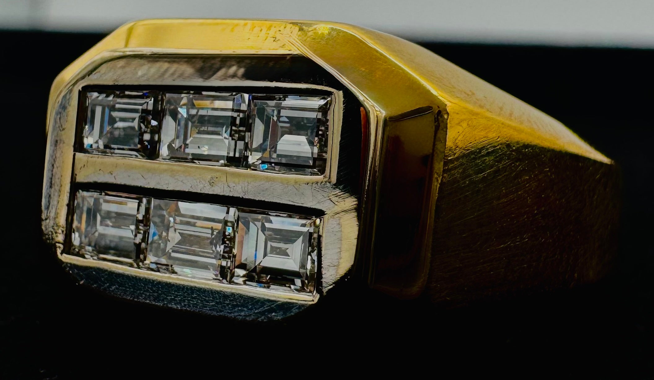 18k Yellow Gold Baguette Diamond Ring