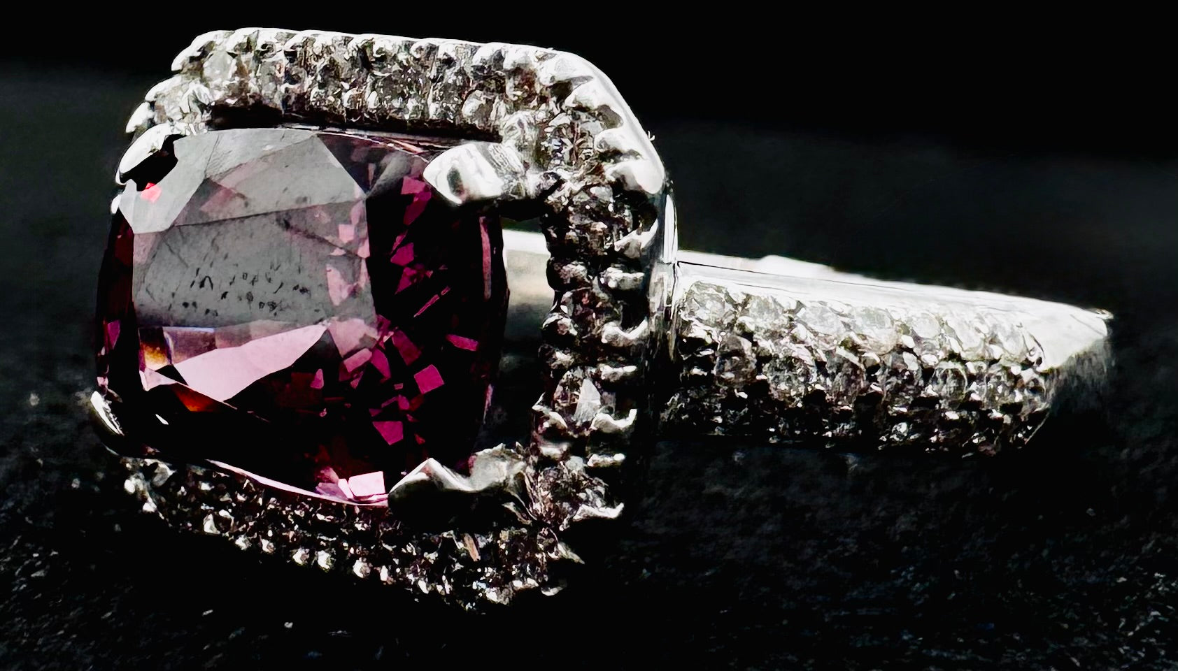 18k White Gold Rhodolite Garnet/ Diamond Ring