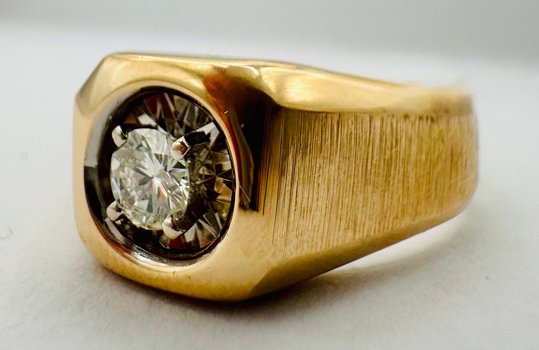 14k Yellow Gold Diamond Ring