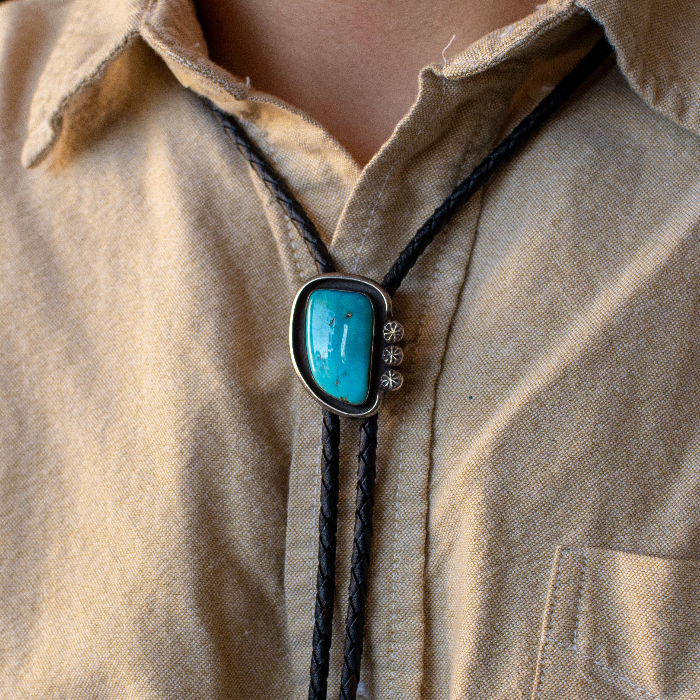 Vintage Sterling Silver Turquoise Bolo Tie