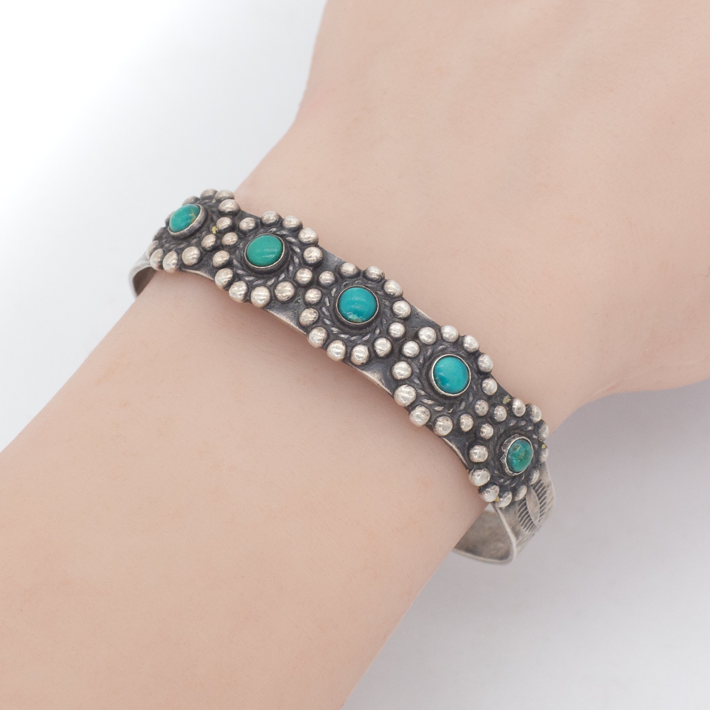 Navajo Handmade Sterling Silver Turquoise Cuff Bracelet (Hallmark Unknown)