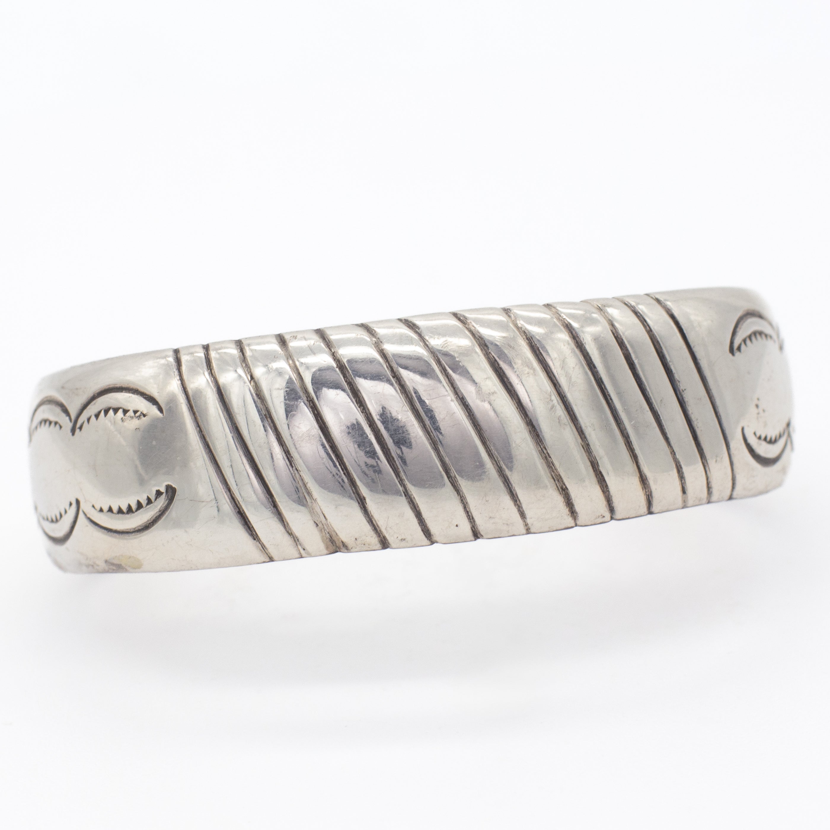 Navajo Handmade Sterling Silver Cuff Bracelet (Hallmark: Jackson)