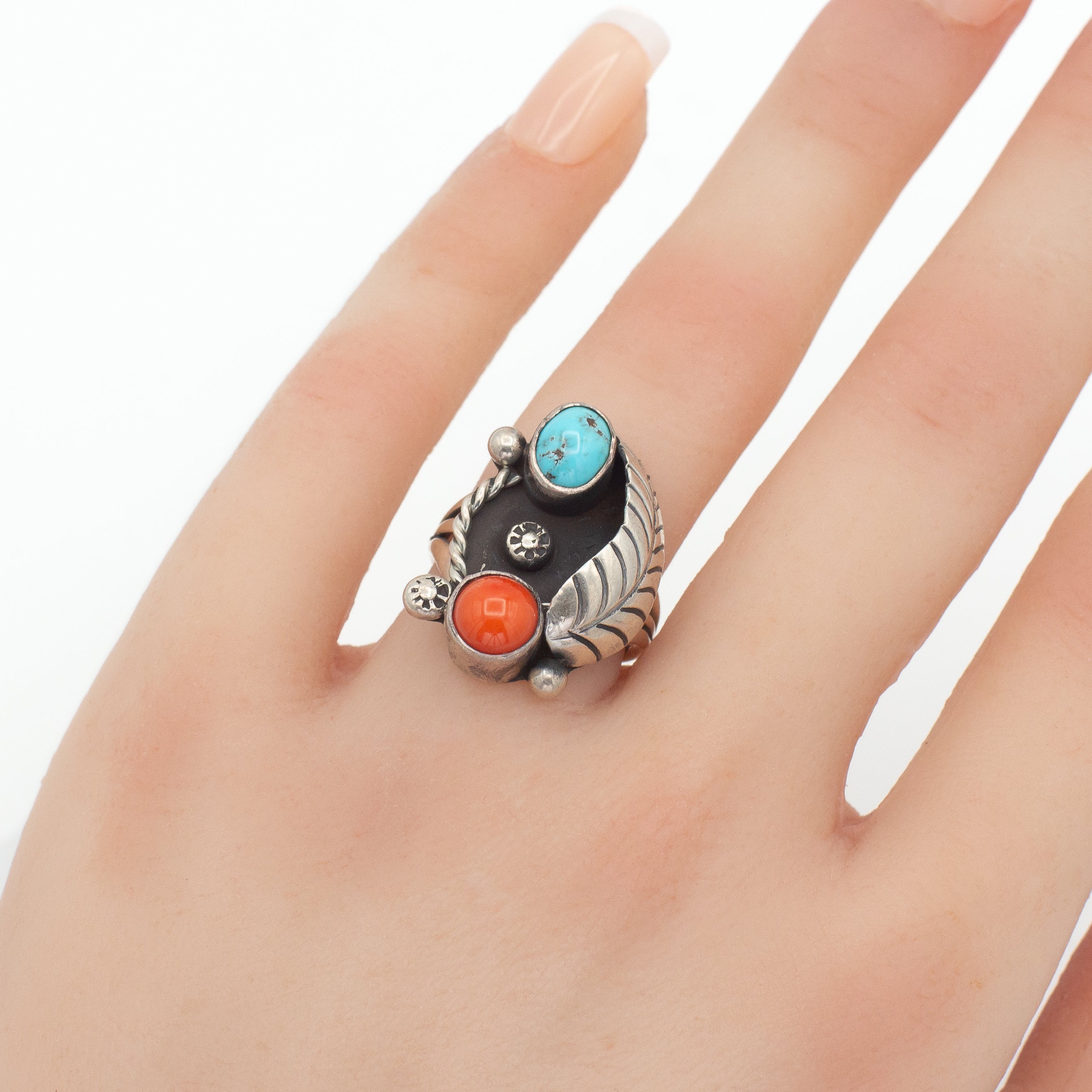 Navajo Handmade Sterling Silver Turquoise Coral Ring (Hallmark Unknown) (Size 5.75)