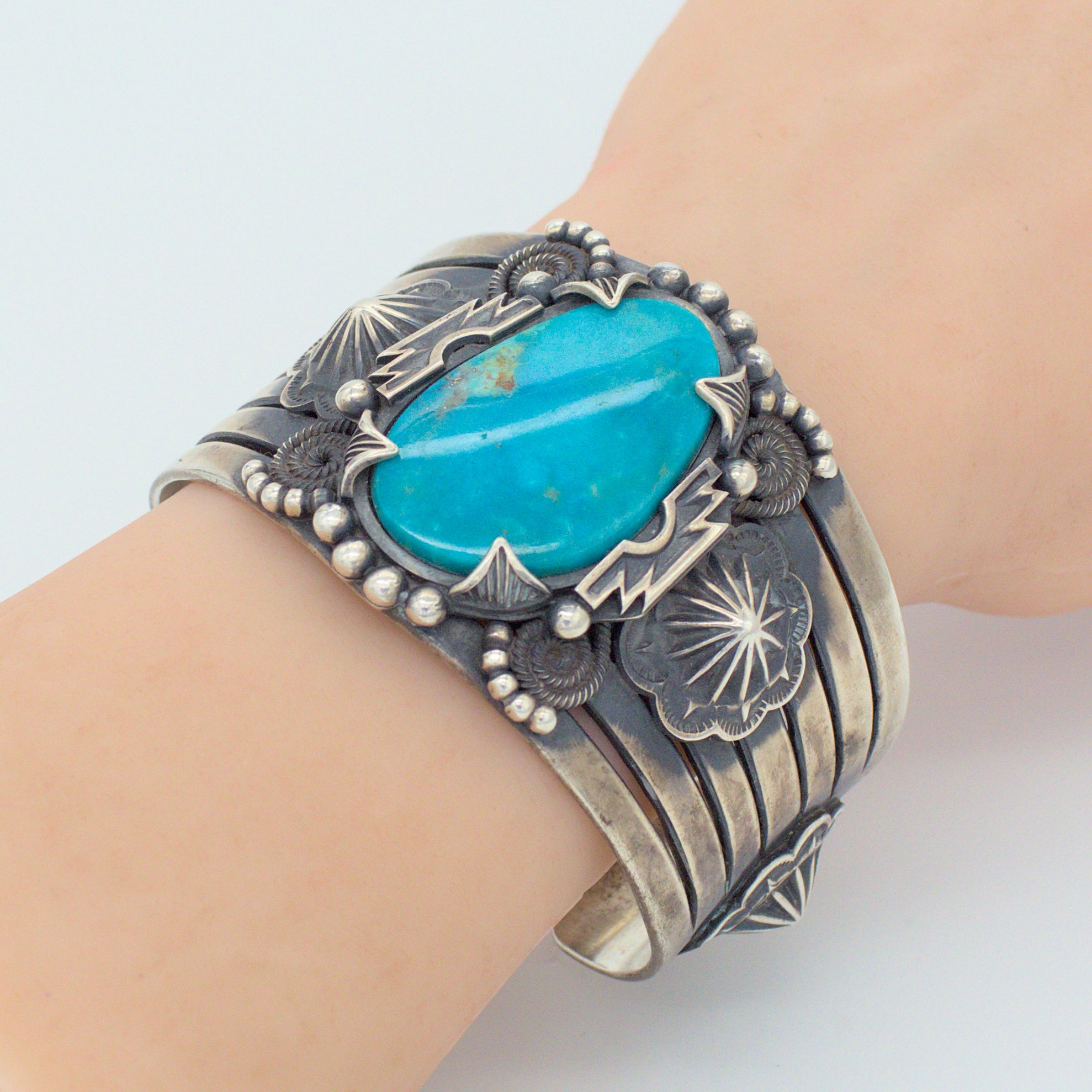 Delbert Gordon Handmade Navajo Sterling Silver Turquoise Bracelet