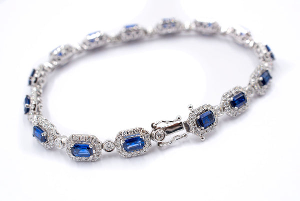 4.8 ctw Sapphire and Diamond Bracelet 18k