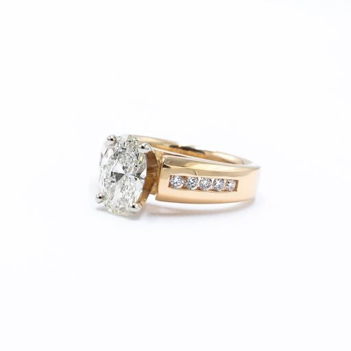 1.5 ct Oval Diamond Engagement Ring