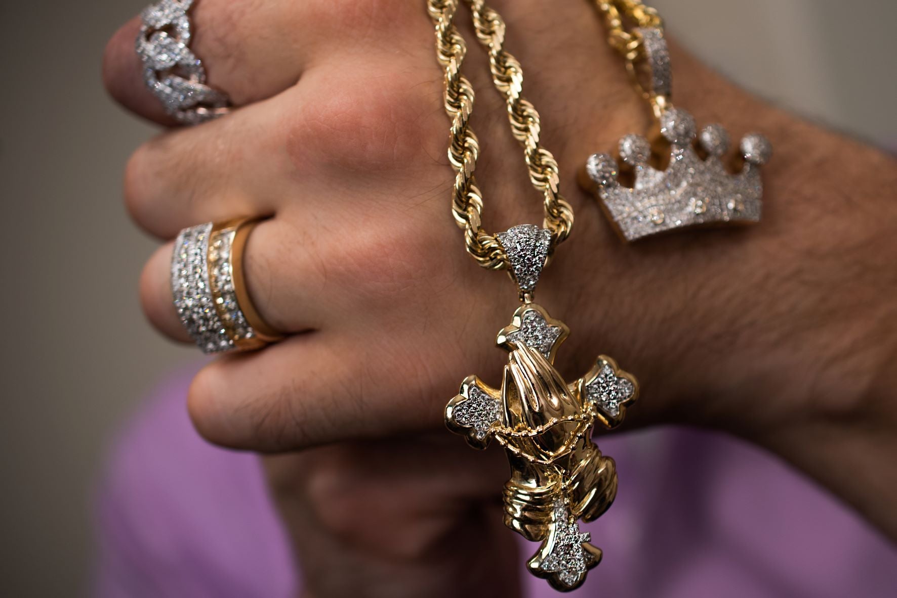 Diamond Crusafix with 3-D Rosary Pendant in Gold