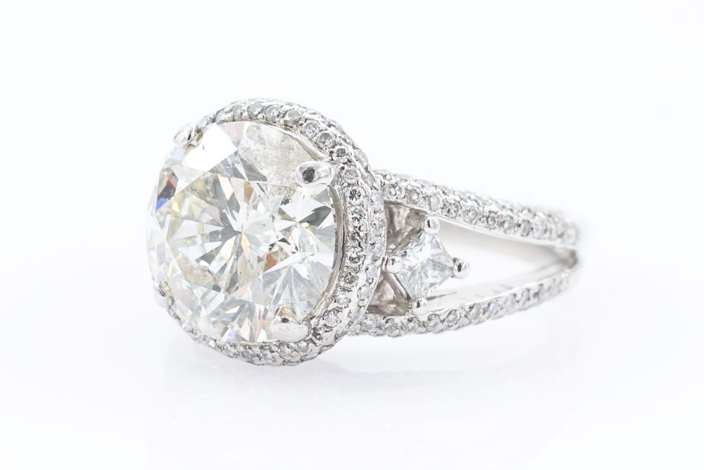 5.03 ct 14k white gold Engagement ring