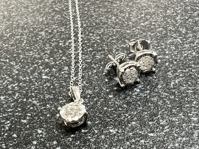 Sterling Silver 1/4 ctw Diamond Pendant and Earring Set Holiday Special