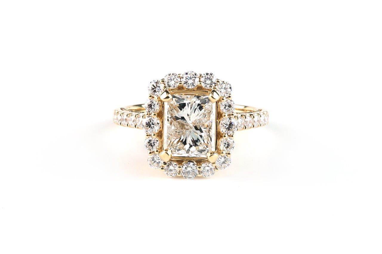 2.57 ctw GIA Diamond Engagement Ring 18k Yellow Gold