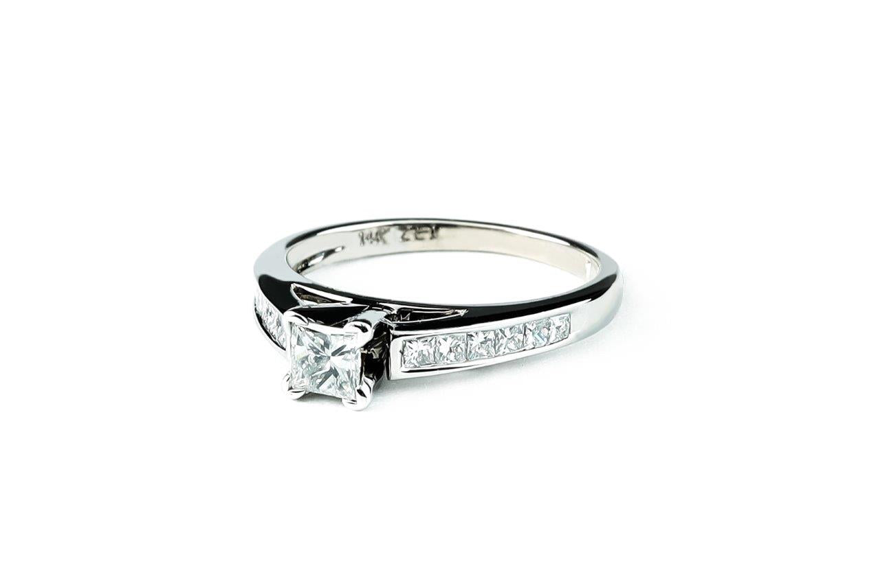 Diamond Engagement Ring 0.90ctw 14k
