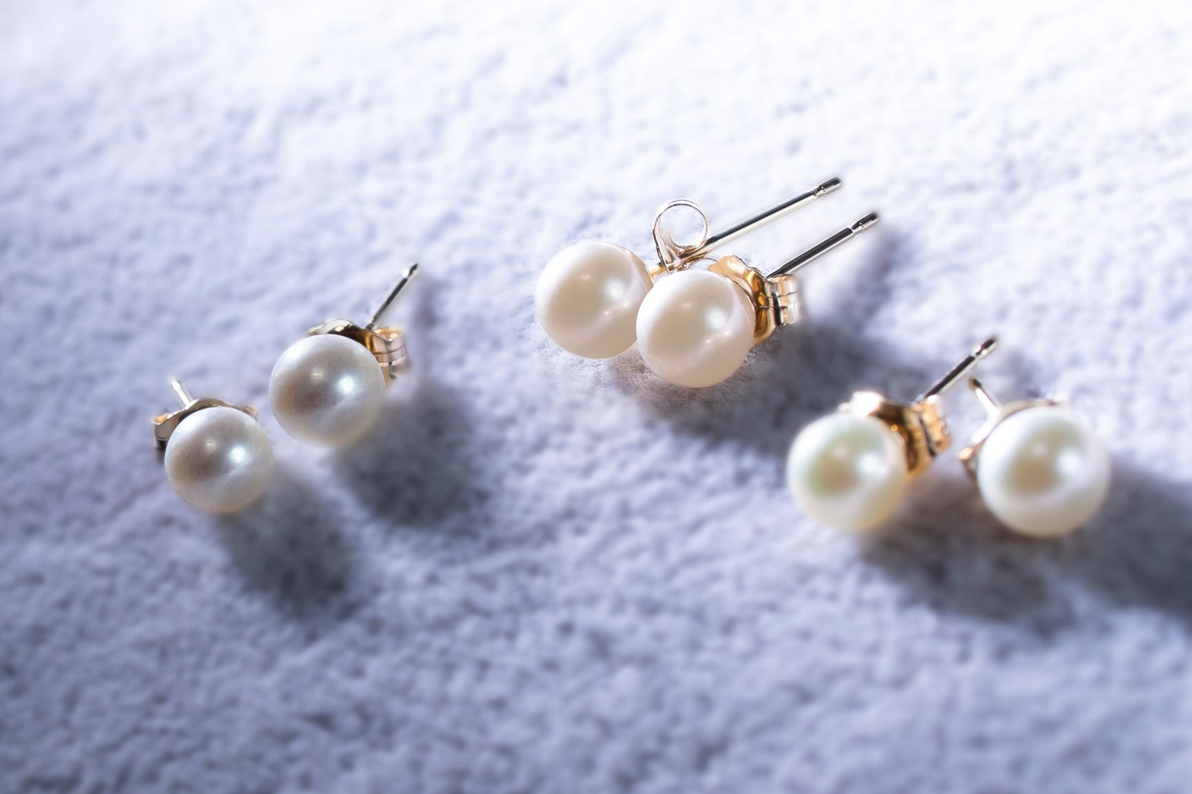 3-5mm Pearl Stud Earring Special