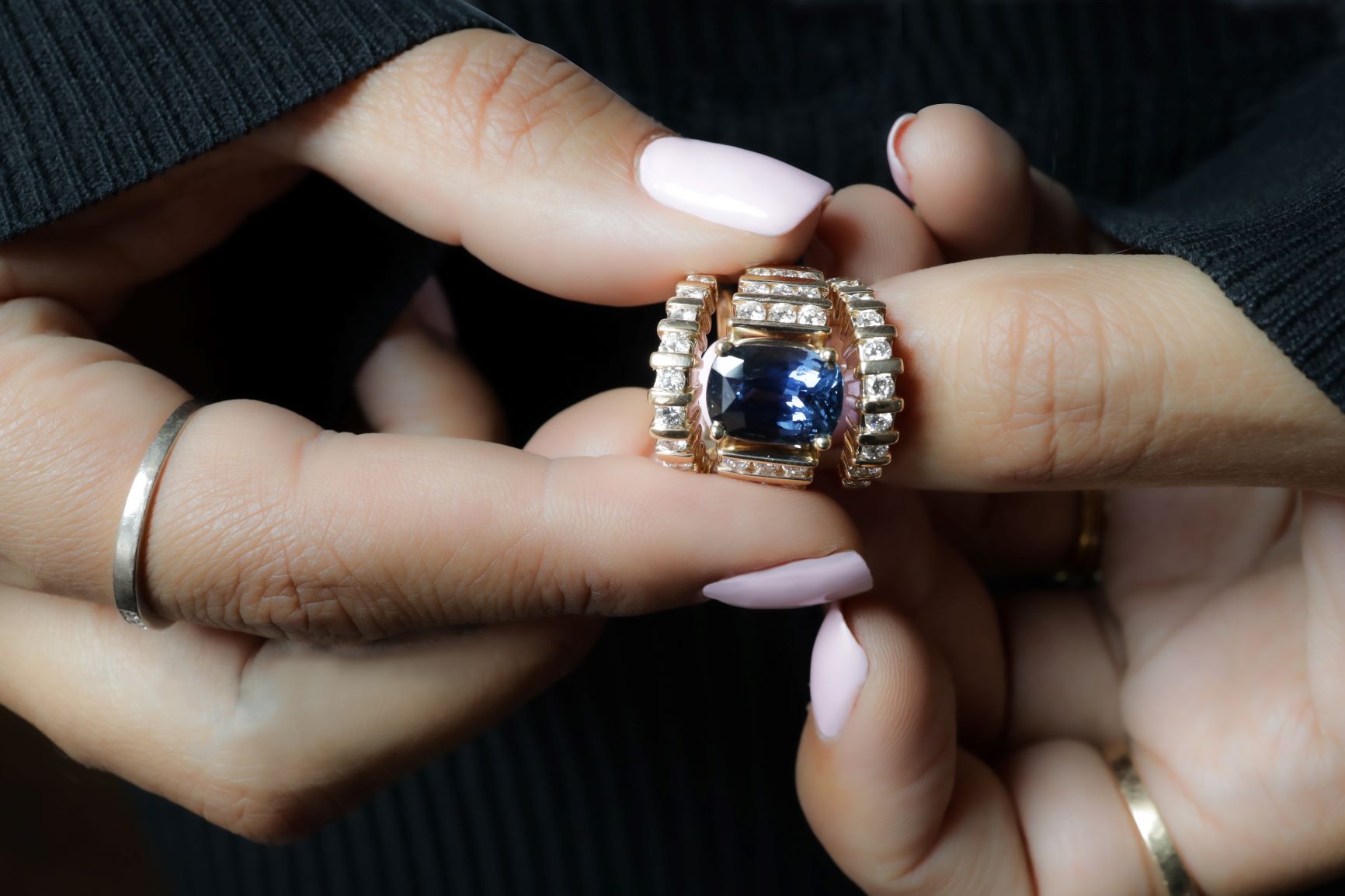 GIA certified 6.8 ct Sapphire and Diamond Three-Ring Set