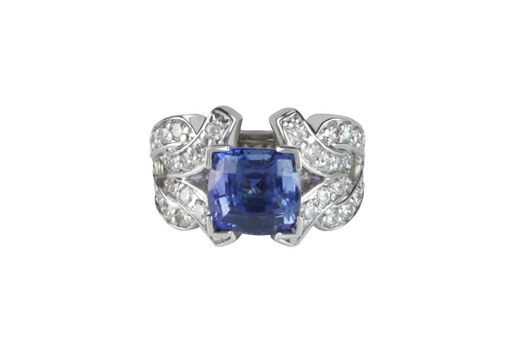 GIA Certified 2.73 ct Tanzanite and Diamond Ring