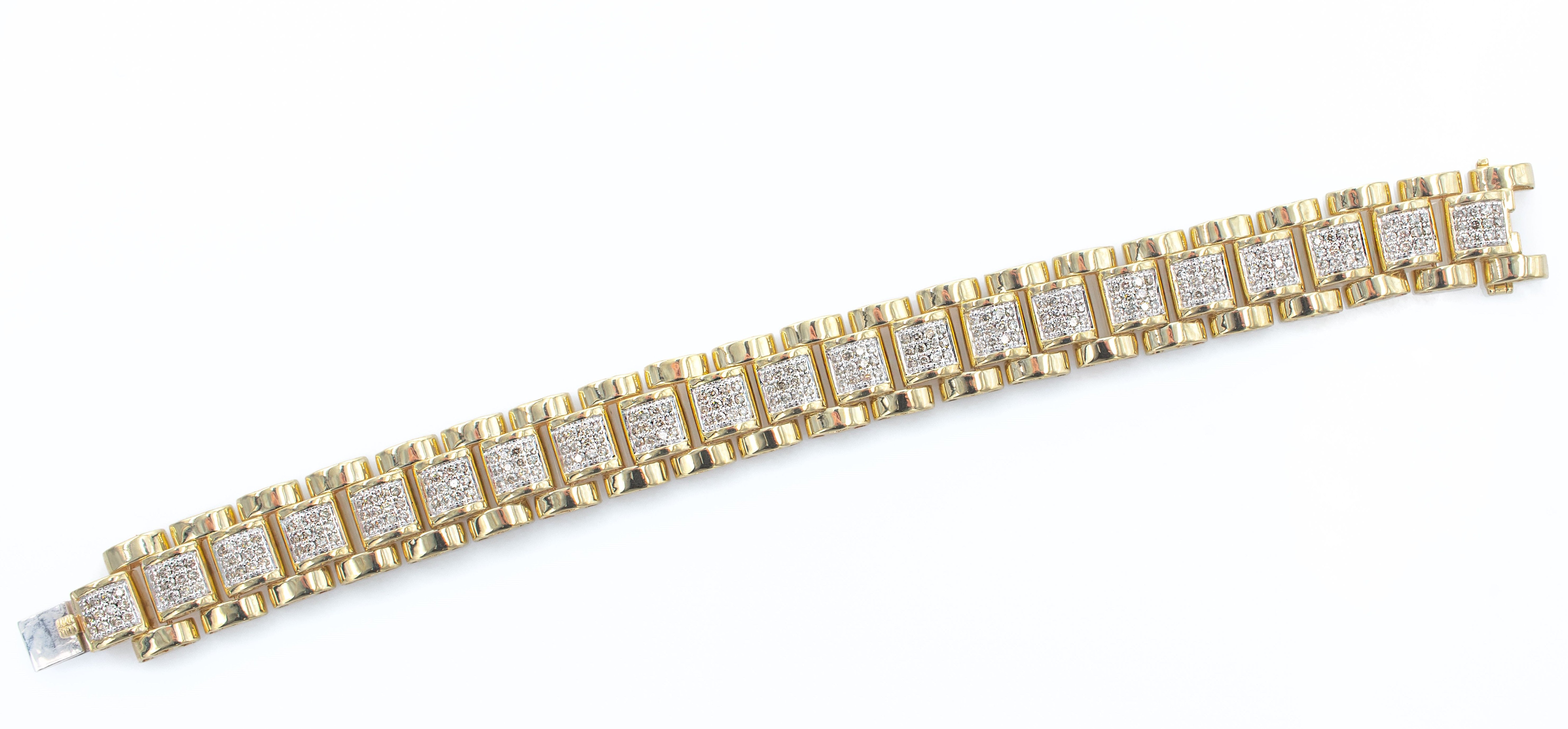 Men's 10K gold hatch style bracelet.