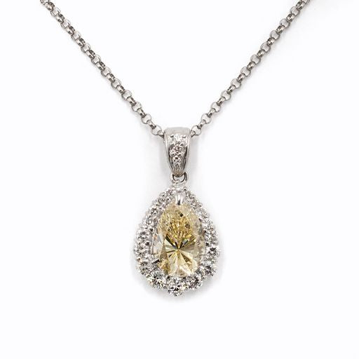 Over 3 ct Natural Yellow Diamond Yellow Gold Pendant